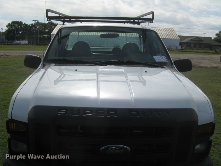 image for item DG5315 2008 Ford F250 Super Duty XL  pickup truck