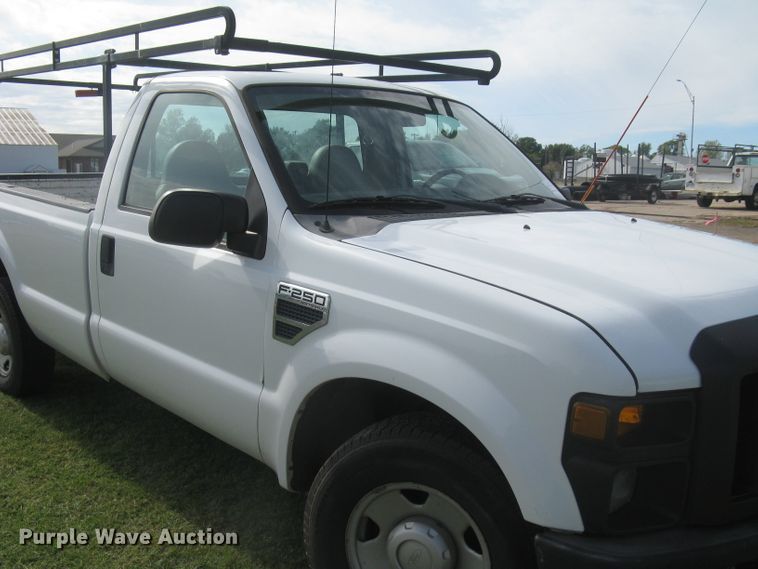 image for item DG5315 2008 Ford F250 Super Duty XL  pickup truck
