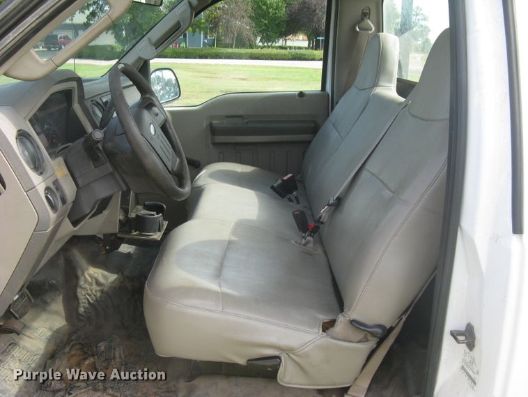 image for item DG5315 2008 Ford F250 Super Duty XL  pickup truck