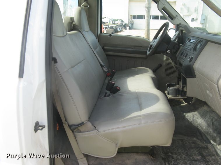 image for item DG5315 2008 Ford F250 Super Duty XL  pickup truck