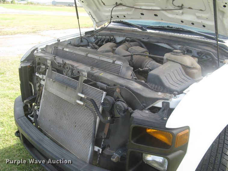 image for item DG5315 2008 Ford F250 Super Duty XL  pickup truck