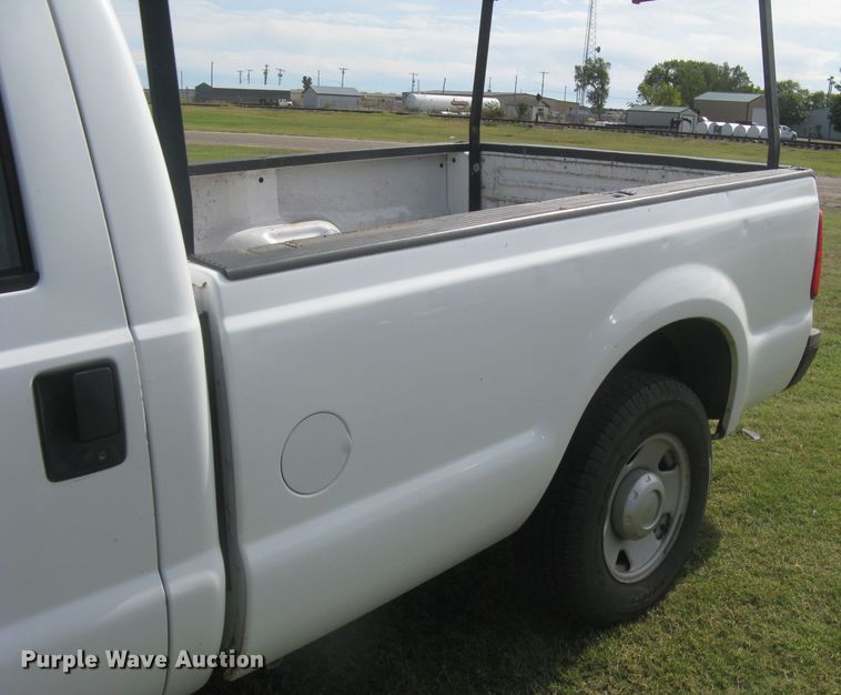 image for item DG5315 2008 Ford F250 Super Duty XL  pickup truck