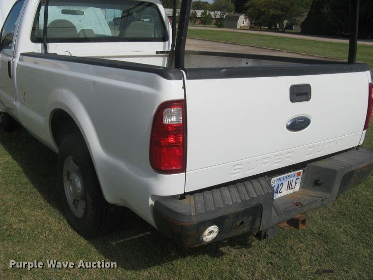 image for item DG5315 2008 Ford F250 Super Duty XL  pickup truck