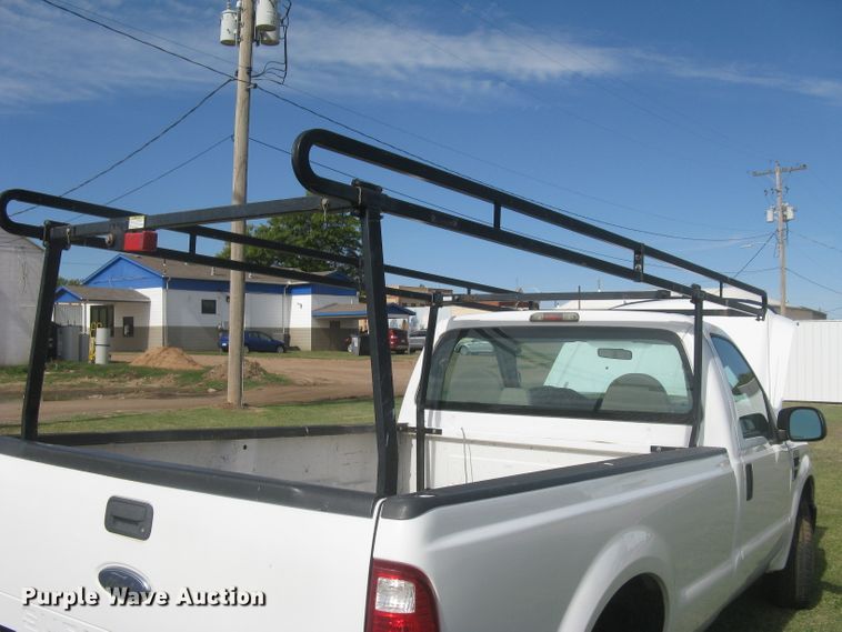 image for item DG5315 2008 Ford F250 Super Duty XL  pickup truck