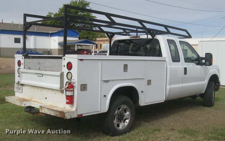 image for item DG5317 2012 Ford F250 Super Duty XL  SuperCab utility bed pickup truck