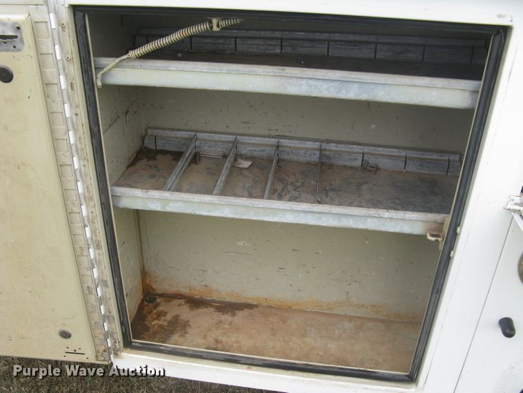 image for item DG5317 2012 Ford F250 Super Duty XL  SuperCab utility bed pickup truck