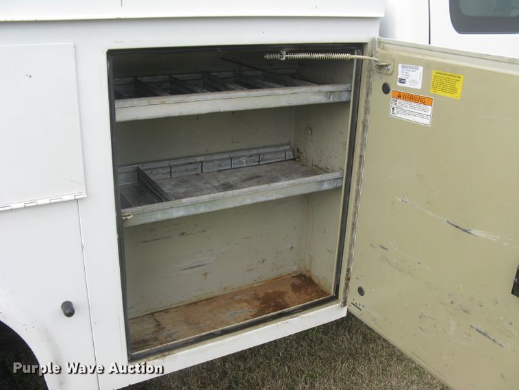 image for item DG5317 2012 Ford F250 Super Duty XL  SuperCab utility bed pickup truck