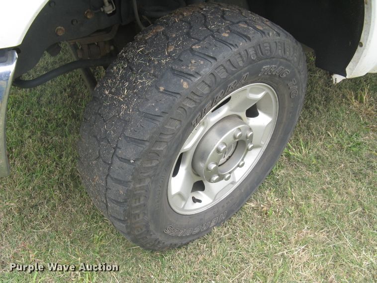 image for item DG5317 2012 Ford F250 Super Duty XL  SuperCab utility bed pickup truck