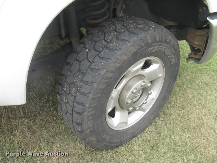 image for item DG5317 2012 Ford F250 Super Duty XL  SuperCab utility bed pickup truck