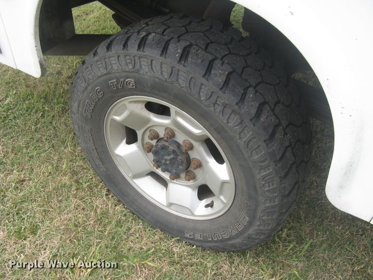 image for item DG5317 2012 Ford F250 Super Duty XL  SuperCab utility bed pickup truck