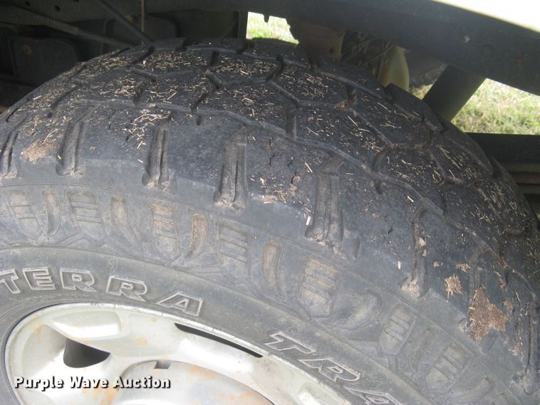 image for item DG5317 2012 Ford F250 Super Duty XL  SuperCab utility bed pickup truck