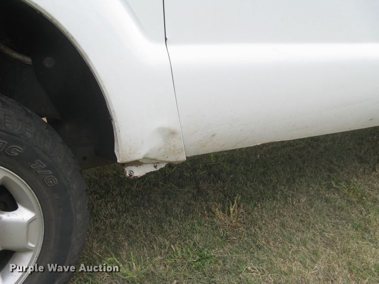 image for item DG5317 2012 Ford F250 Super Duty XL  SuperCab utility bed pickup truck