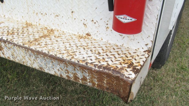 image for item DG5317 2012 Ford F250 Super Duty XL  SuperCab utility bed pickup truck