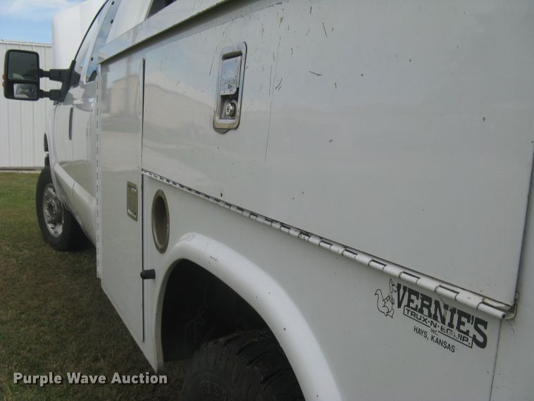 image for item DG5317 2012 Ford F250 Super Duty XL  SuperCab utility bed pickup truck