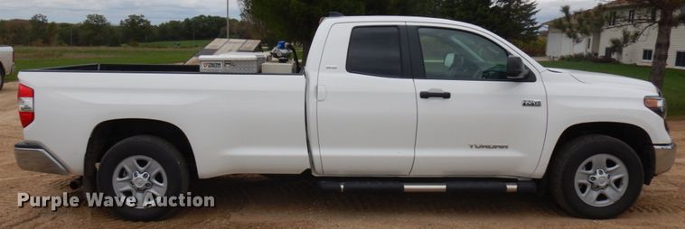 image for item DJ6101 2020 Toyota Tundra  Double Cab pickup truck