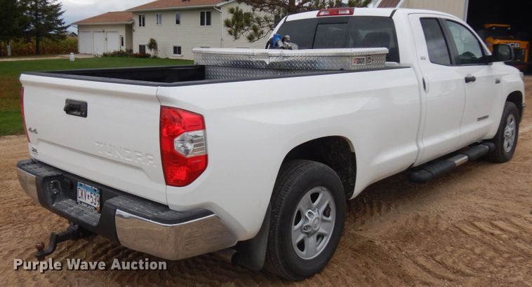 image for item DJ6101 2020 Toyota Tundra  Double Cab pickup truck