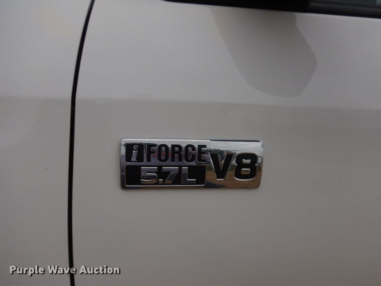 image for item DJ6101 2020 Toyota Tundra  Double Cab pickup truck