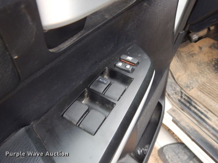 image for item DJ6101 2020 Toyota Tundra  Double Cab pickup truck