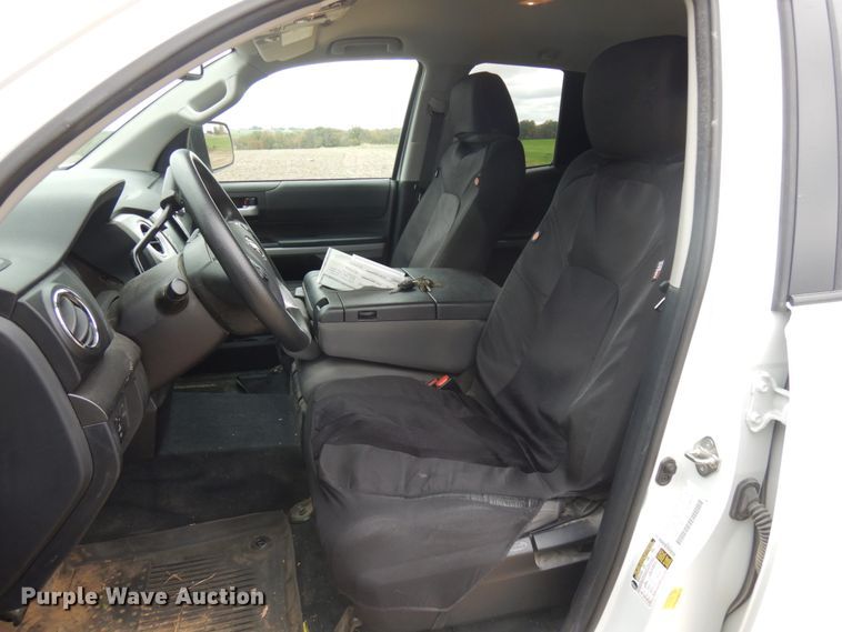 image for item DJ6101 2020 Toyota Tundra  Double Cab pickup truck