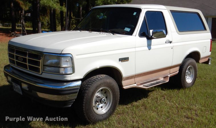 image for item DJ7414 1995 Ford Bronco  SUV