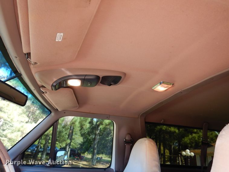 image for item DJ7414 1995 Ford Bronco  SUV