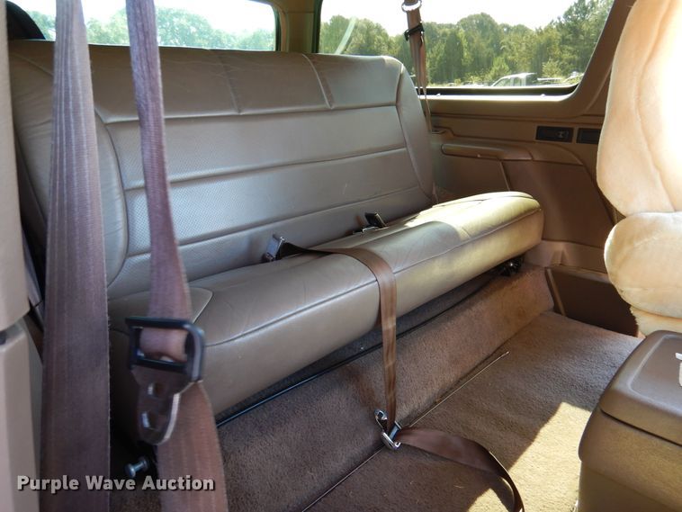 image for item DJ7414 1995 Ford Bronco  SUV