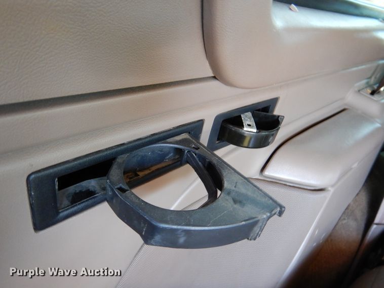 image for item DJ7414 1995 Ford Bronco  SUV