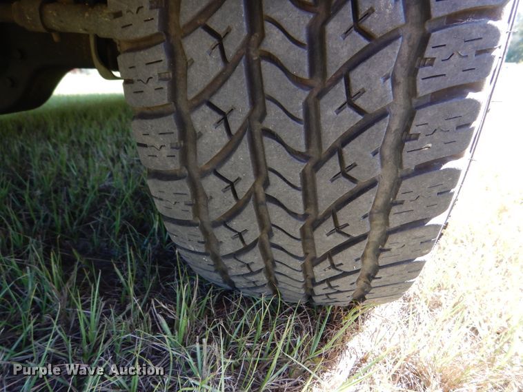 image for item DJ7414 1995 Ford Bronco  SUV