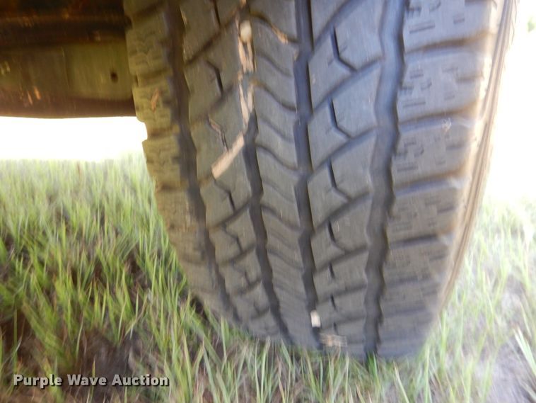 image for item DJ7414 1995 Ford Bronco  SUV