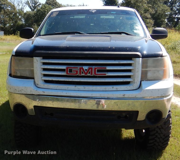 image for item DJ7415 2011 GMC Sierra 1500  pickup truck