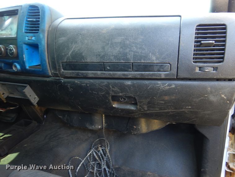 image for item DJ7415 2011 GMC Sierra 1500  pickup truck