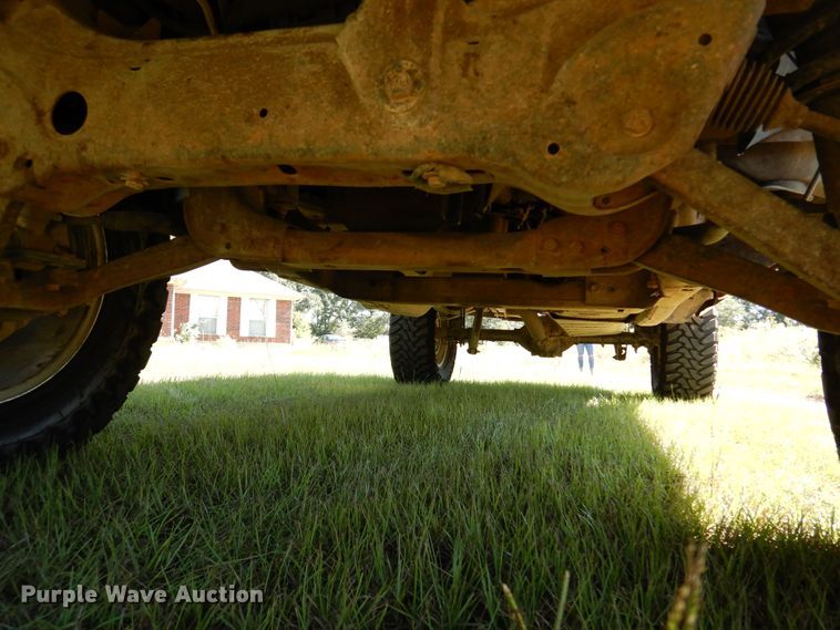 image for item DJ7415 2011 GMC Sierra 1500  pickup truck