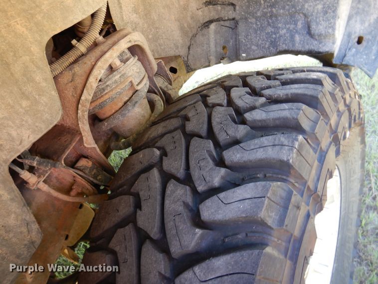 image for item DJ7415 2011 GMC Sierra 1500  pickup truck