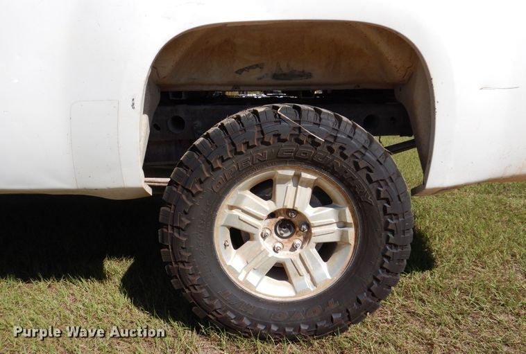 image for item DJ7415 2011 GMC Sierra 1500  pickup truck