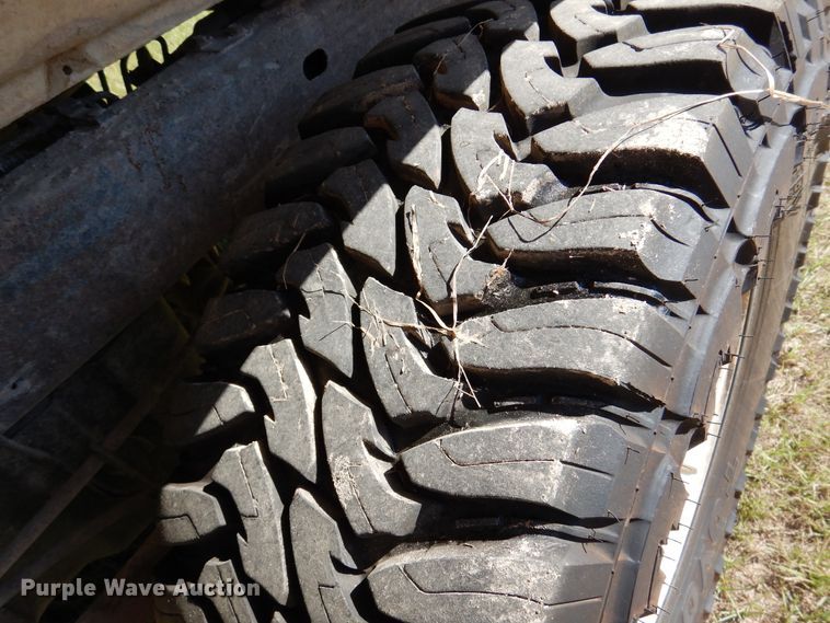 image for item DJ7415 2011 GMC Sierra 1500  pickup truck