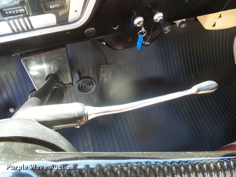 image for item DJ7501 1955 Ford F100  flatbed pickup truck