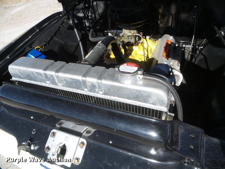 image for item DJ7501 1955 Ford F100  flatbed pickup truck