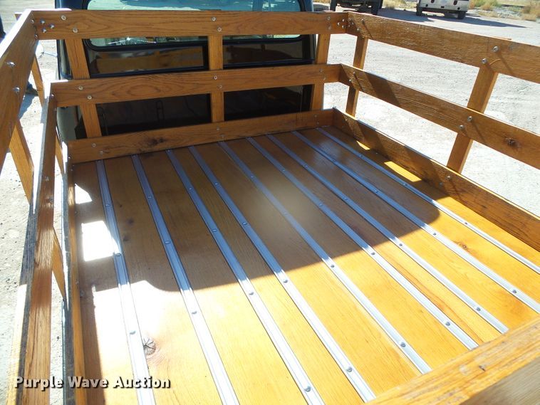 image for item DJ7501 1955 Ford F100  flatbed pickup truck