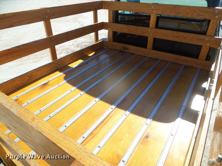 image for item DJ7501 1955 Ford F100  flatbed pickup truck