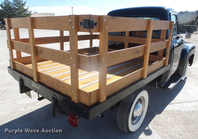 image for item DJ7501 1955 Ford F100  flatbed pickup truck