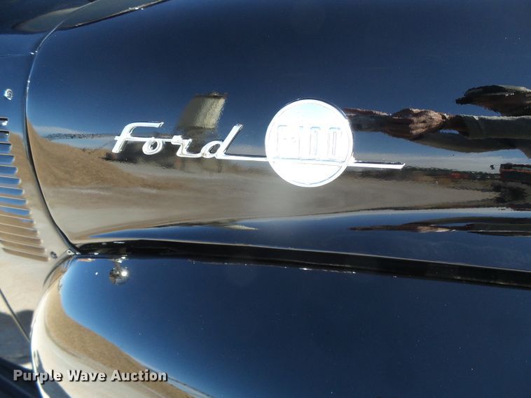 image for item DJ7501 1955 Ford F100  flatbed pickup truck