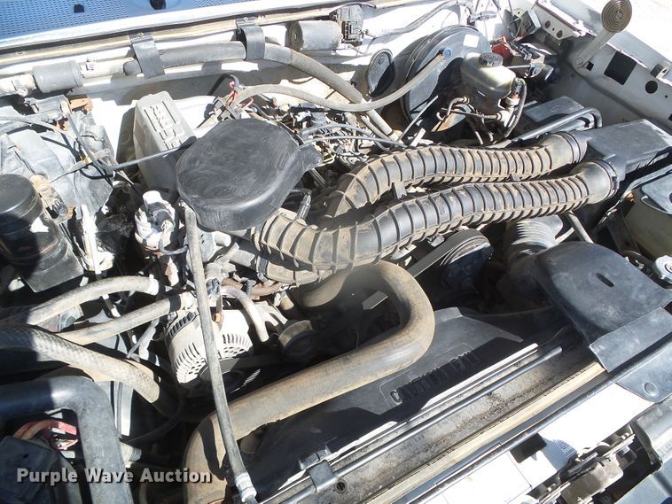 image for item DJ7539 1994 Ford Bronco XLT  SUV