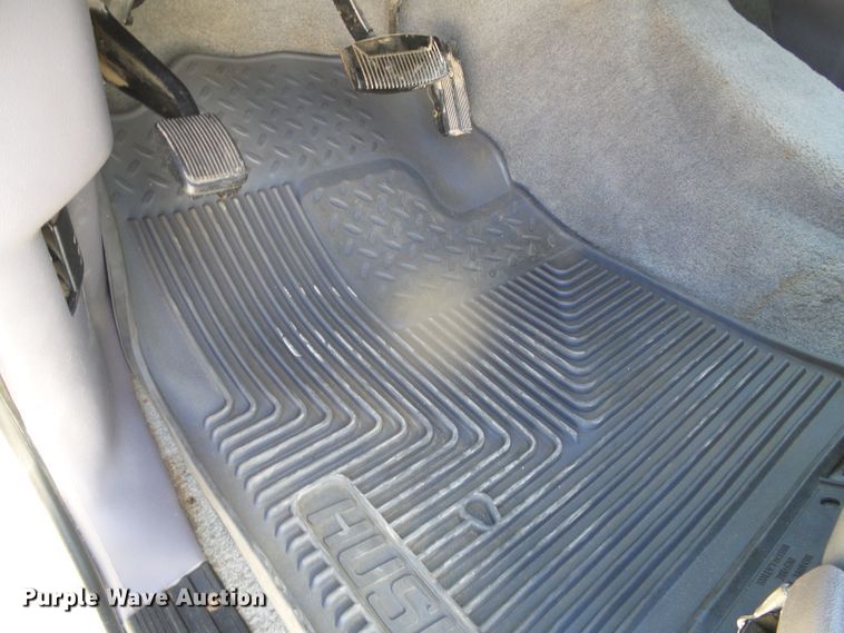 image for item DJ7539 1994 Ford Bronco XLT  SUV