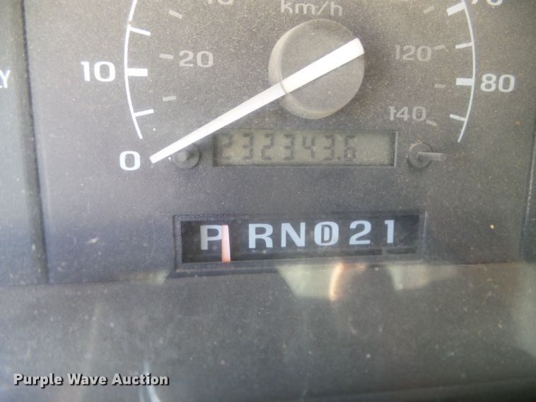 image for item DJ7539 1994 Ford Bronco XLT  SUV