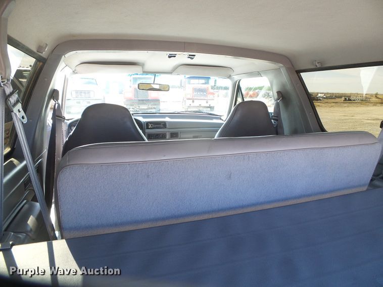 image for item DJ7539 1994 Ford Bronco XLT  SUV