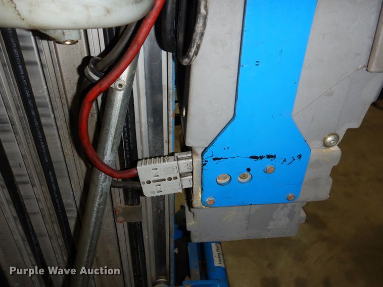 image for item DK1261 2007 Genie AWP-255  vertical lift