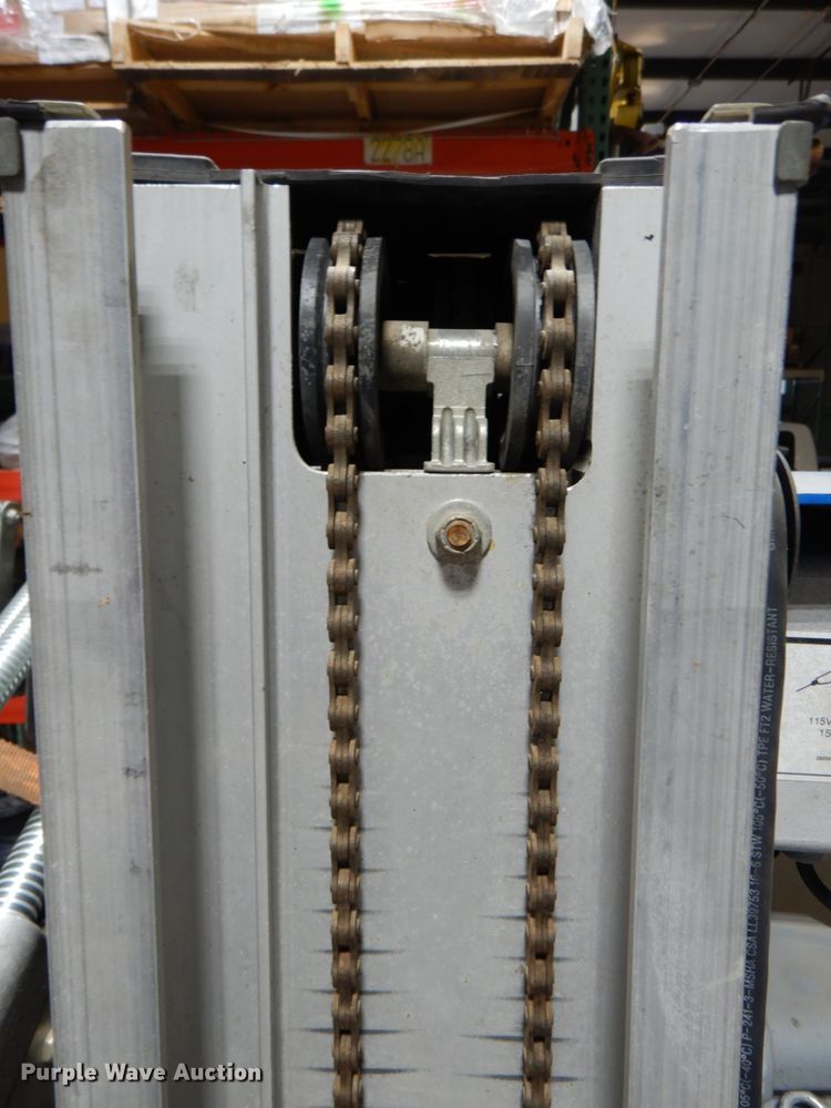 image for item DK1261 2007 Genie AWP-255  vertical lift