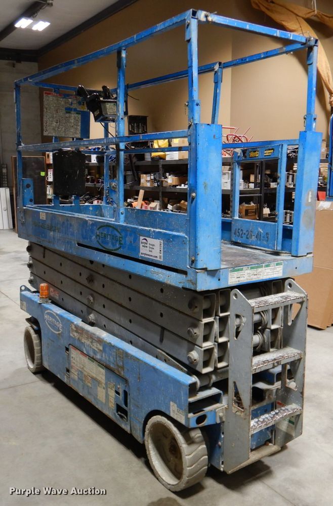 image for item DK1262 Genie GS2632  scissor lift