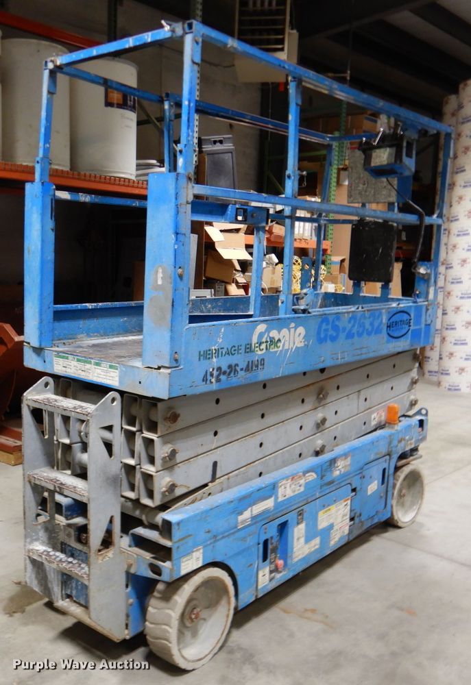 image for item DK1262 Genie GS2632  scissor lift
