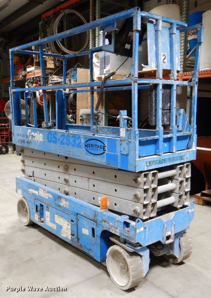 image for item DK1262 Genie GS2632  scissor lift